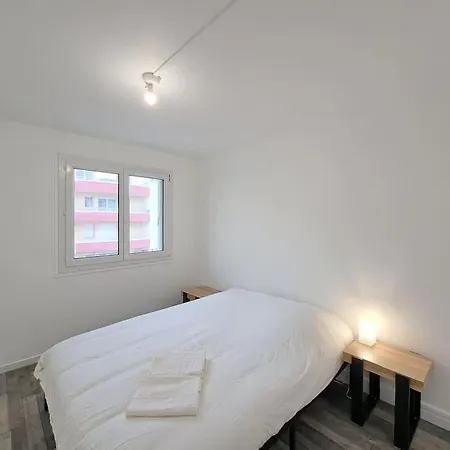 Sofia, Grand Apartment *